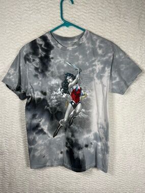 Wonder Woman Graphic Tie-Dye Short Sleeve Tee - Gray/Black